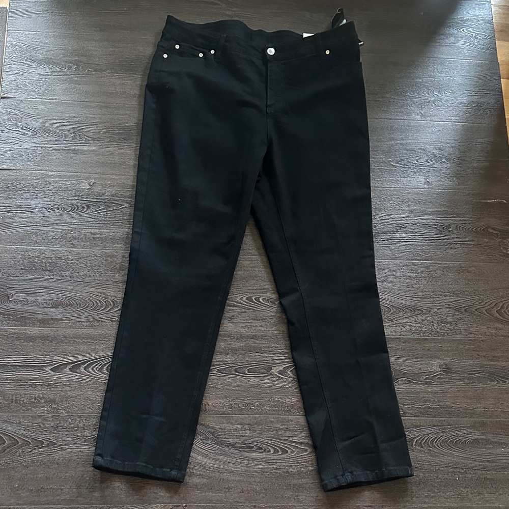 Elegant Black Straight Leg Women's Jeans